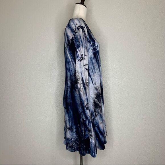 Entro Tie Dye Stretch Knit Key Hole Back Long Sleeves Dress - Picture 5 of 12